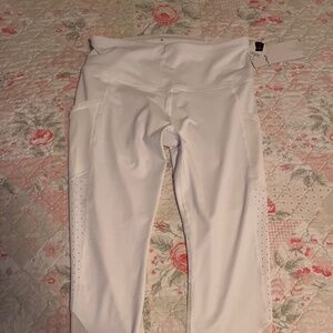 SOLD Layer 8 white workout leggings